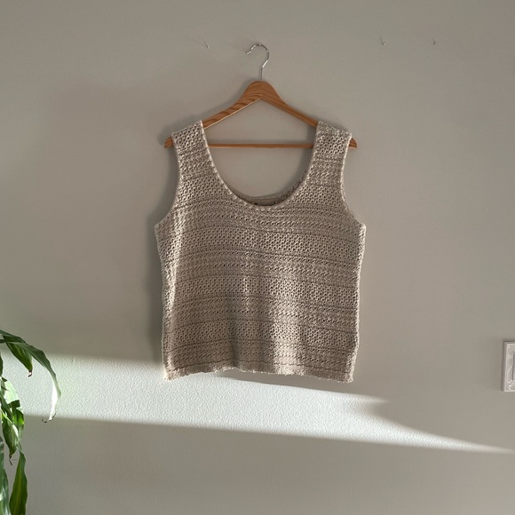VINTAGE CREAM CROCHET TANK - Picture 2 of 4